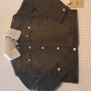 NWT LEVI'S TRUCKER JEAN JACKET